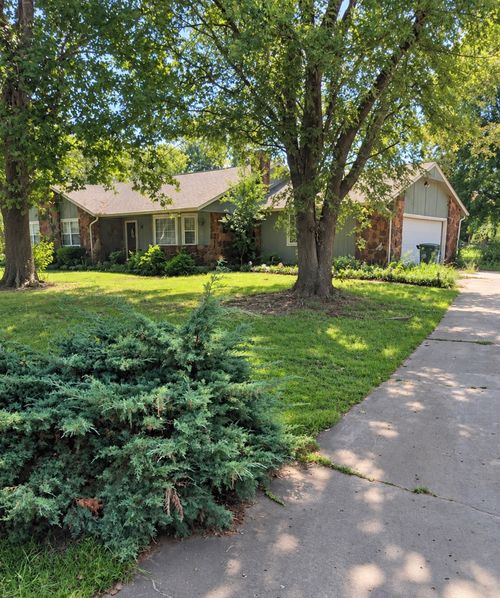 9650 Spring Lake Dr, Broken Arrow, OK, 74014-3418 | Card Image