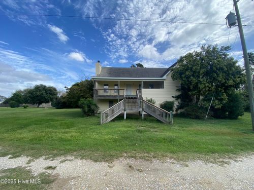 120 Perkins Ln, Coinjock, NC, 27923-9715 | Card Image