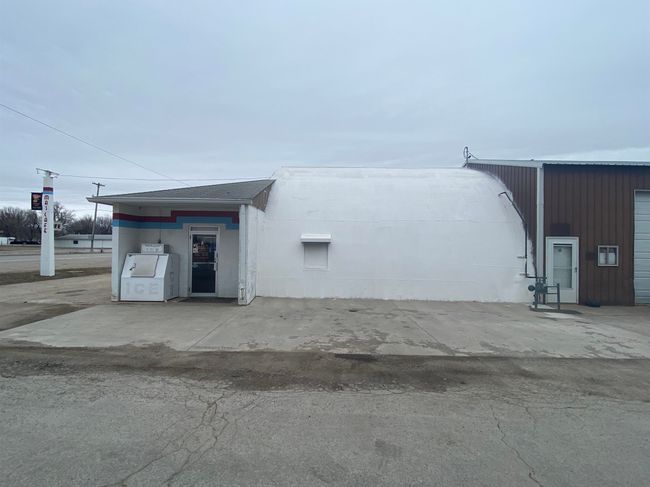 418 N Maple St, Home with 0 bedrooms, 0 bathrooms and null parking in Burden KS | Image 8