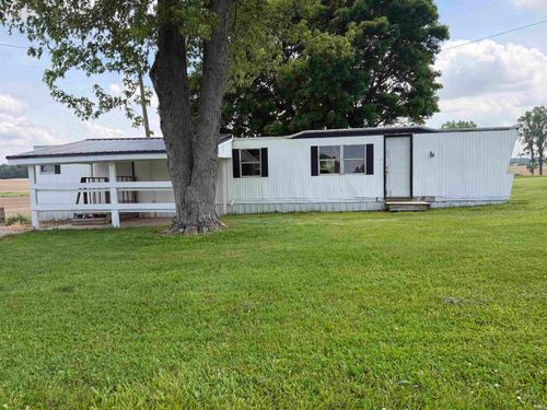 900 W Sr 18 Road, Hartford City, IN, 47348 | Card Image