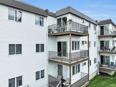 15 - 493 Ocean Boulevard, Condo with 2 bedrooms, 2 bathrooms and null parking in Hampton NH | Image 1