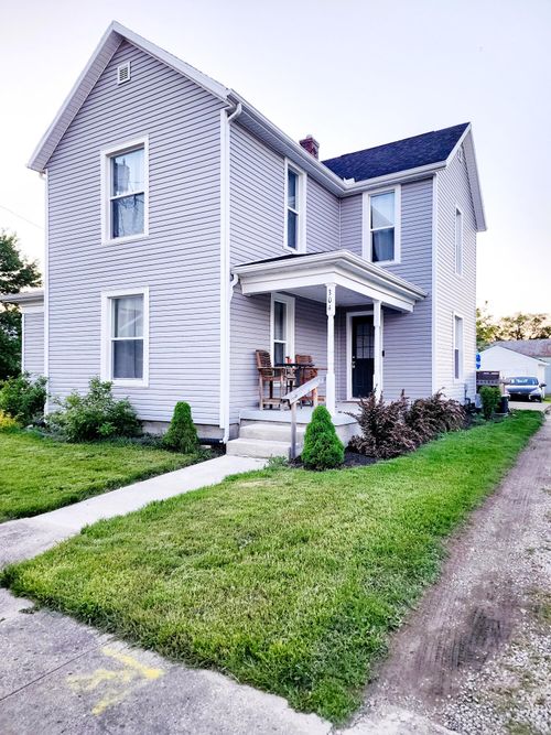 304 W Walnut St, Botkins, OH, 45306-8056 | Card Image