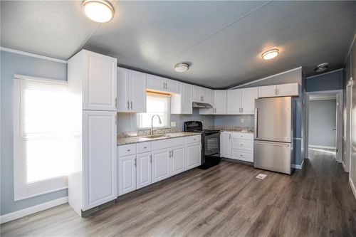 17707 Bittersweet Rd, Gravette, AR, 72736-6018 | Card Image