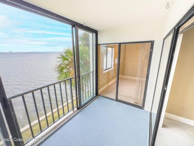 308 - 2467 S Washington Avenue, Condo with 2 bedrooms, 2 bathrooms and null parking in Titusville FL | Image 3