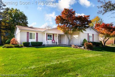 36509 Saxony Road, Home with 3 bedrooms, 2 bathrooms and null parking in Farmington MI | Image 1