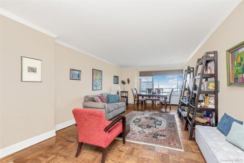 15r-2500 Johnson Ave, Bronx, NY, 10463-4943 | Card Image