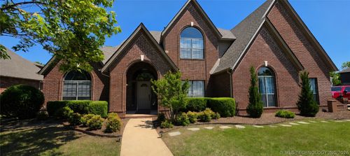 3900 W Vandalia St, Broken Arrow, OK, 74012-6134 | Card Image