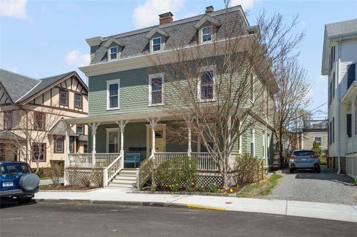 2-8 Everett St, Newport, RI, 02840-7135 | Card Image