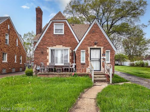 7285 Winthrop St, Detroit, MI, 48228-3611 | Card Image