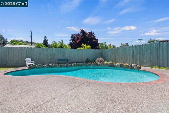 720 Jane Ct, House other with 4 bedrooms, 1 bathrooms and null parking in Martinez CA | Image 26