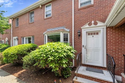 apt-c9-224 Park St, Stoneham, MA, 02180-2768 | Card Image
