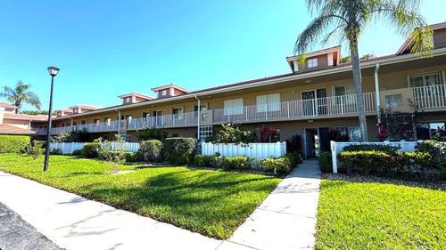 108-5876 Regal Glen Dr, Boynton Beach, FL, 33437-5630 | Card Image