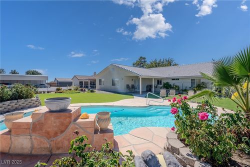 2501 Mallard Ave, Pahrump, NV, 89048-6242 | Card Image