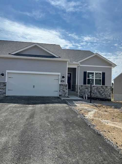 163 Smith Ln, Beaver Falls, PA, 15010-1237 | Card Image