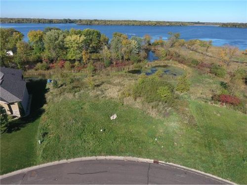 7329 Peltier Cir, CENTERVILLE, MN, 55038-9776 | Card Image