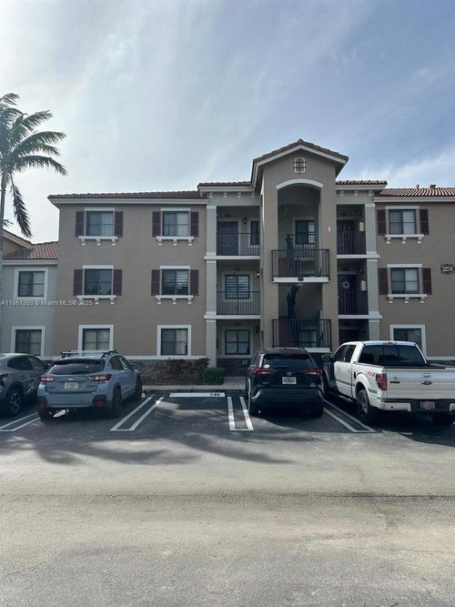 unit-202-22731 Sw 88th Pl, Cutler Bay, FL, 33190-2025 | Card Image