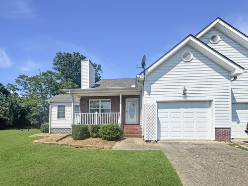 105 Rose Dr, Dover, TN, 37058-3061 | Card Image
