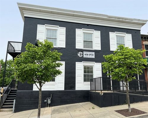 127 N Main St, Washington, PA, 15301-4333 | Card Image