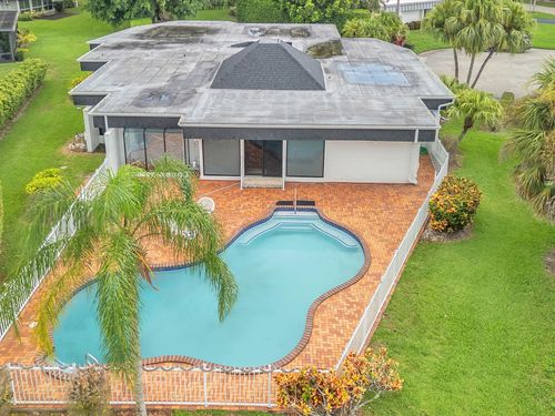 5310 Mango Cir, Tamarac, FL, 33319-3179 | Card Image