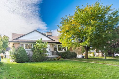 107 Weber St S, Waterloo, ON, N2J2A4 | Card Image