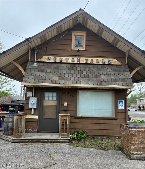 75 E Broad St, Newton Falls, OH, 44444-1604 | Card Image
