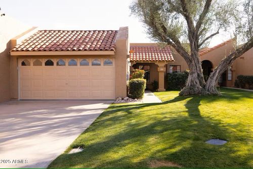 9073 E Evans Dr, Scottsdale, AZ, 85260-7094 | Card Image