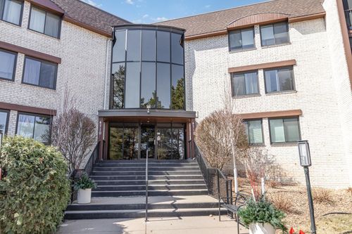 apt-319-4710 58th Ave N, Crystal, MN, 55429-2841 | Card Image