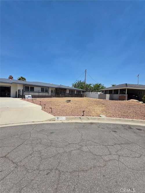 11815 Arliss Way, Grand Terrace, CA, 92313-5121 | Card Image
