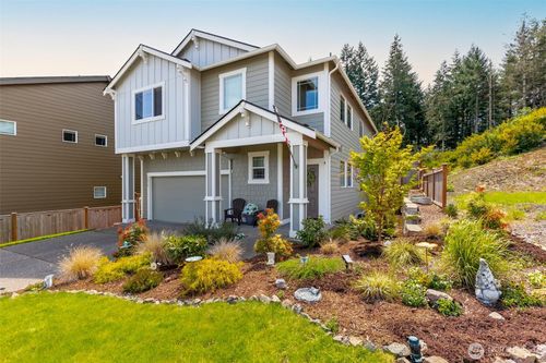 1230 Baker Heights Loop, Bremerton, WA, 98312-2537 | Card Image
