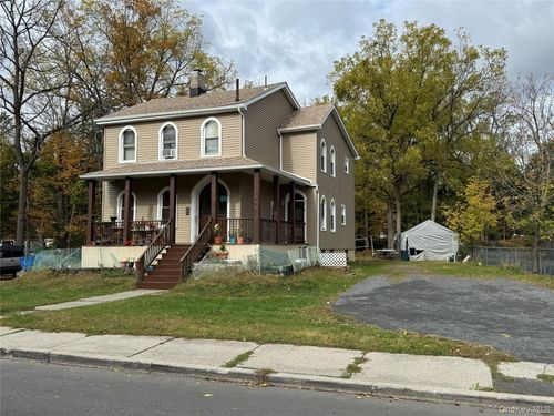 54-56 Mulberry St, Middletown, NY, 10940-6324 | Card Image