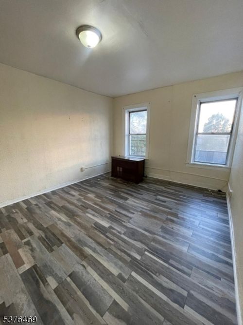 apt-c6-165 Augusta St, Irvington, NJ, 07111-3449 | Card Image