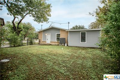 2020 Leon Drive, House other with 5 bedrooms, 1 bathrooms and null parking in Port Lavaca TX | Image 3