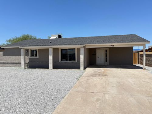 6714 W Windsor Ave, Phoenix, AZ, 85035-1427 | Card Image