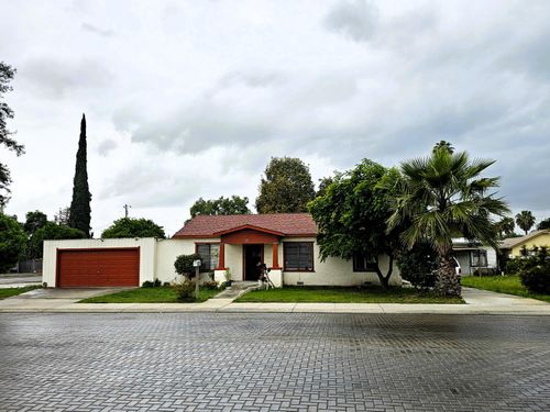 329 S Stockton Avenue, Ripon, CA, 95366 | Card Image