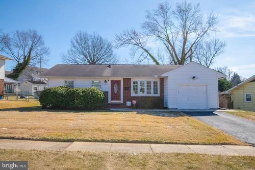 1324 Chapel Hill Dr, Baltimore, MD, 21237-1806 | Card Image