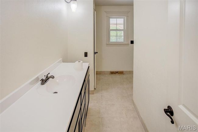 7527 State Route 154, House other with 4 bedrooms, 3 bathrooms and 4 parking in Baldwin IL | Image 22