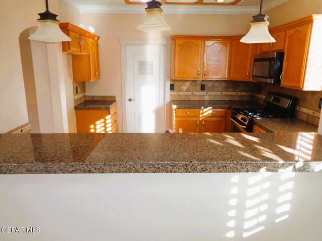 Kitchen | Image 13