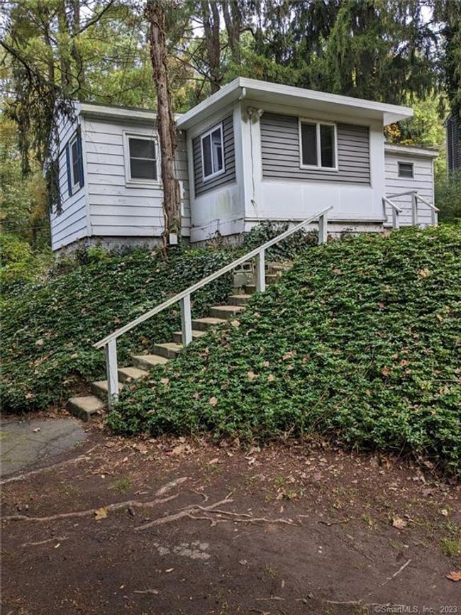 37 Clark Rd, House other with 1 bedrooms, 1 bathrooms and 4 parking in Naugatuck CT | Image 28