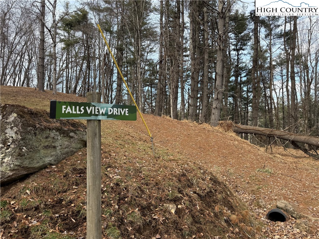 Land in West Jefferson 5