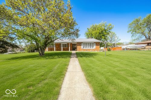 1016 Brunswick Way, Anderson, IN, 46012-2616 | Card Image