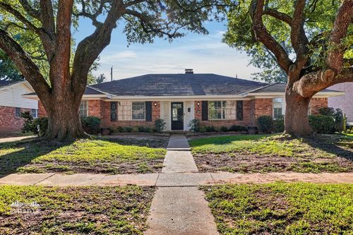 6013 River Rd, Shreveport, LA, 71105-4730 | Card Image