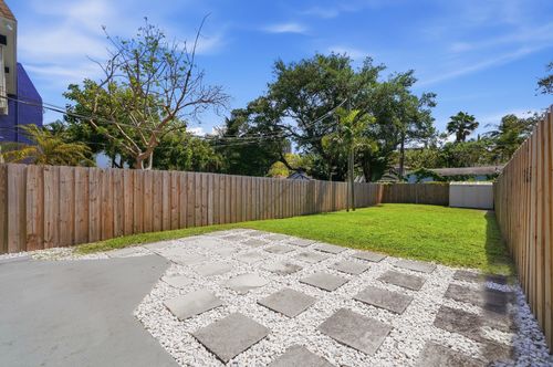 622 Sw 7th Avenue, Fort Lauderdale, FL, 33315 | Card Image