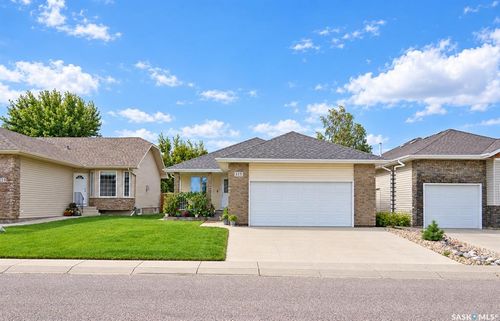 115 Martin Cres, Saskatoon, SK, S7T0A1 | Card Image