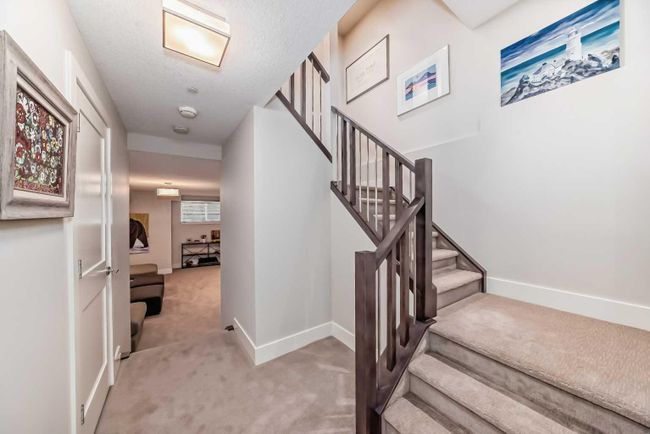 1809 Broadview Road Nw, Home with 4 bedrooms, 4 bathrooms and 3 parking in Calgary AB | Image 42
