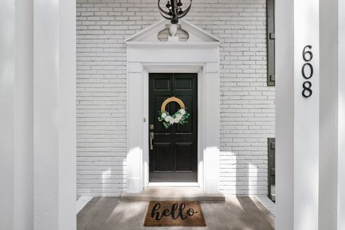 608 Harpeth Pkwy E, Nashville, TN, 37221-3504 | Card Image