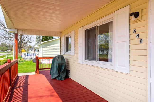 642 Turrill Ave, House other with 4 bedrooms, 2 bathrooms and null parking in Lapeer MI | Image 5