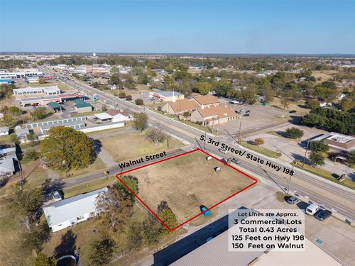602 S 3rd St, Mabank, TX, 75147-2707 | Card Image