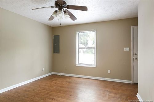 1426 Tangora Ln, Fayetteville, NC, 28304-2436 | Card Image