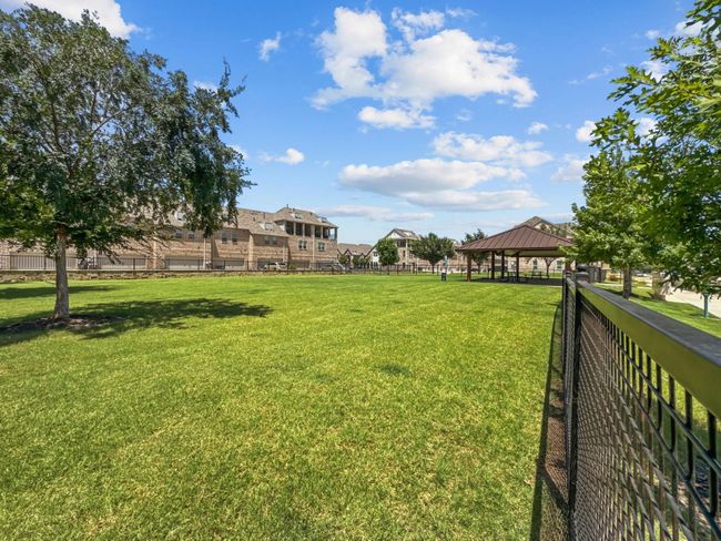 1521 Wittington Pl, Townhouse with 3 bedrooms, 3 bathrooms and null parking in Farmers Branch TX | Image 32