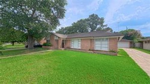 3727 Woodvalley Dr, Houston, TX, 77025-4205 | Card Image